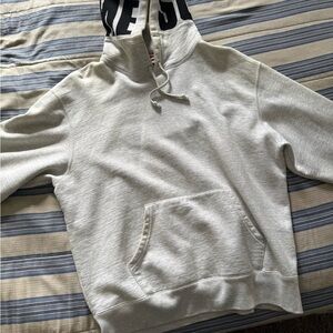 Supreme hoodie